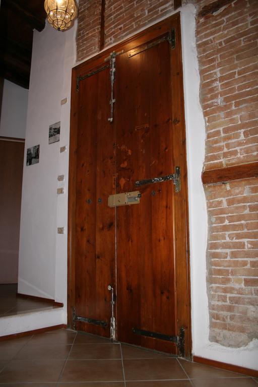 Bed and Breakfast Note Sulla Piazza Cagliari Zewnętrze zdjęcie