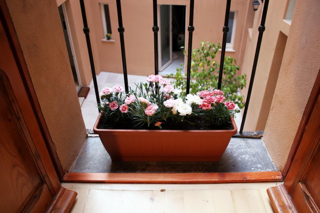 Bed and Breakfast Note Sulla Piazza Cagliari Zewnętrze zdjęcie